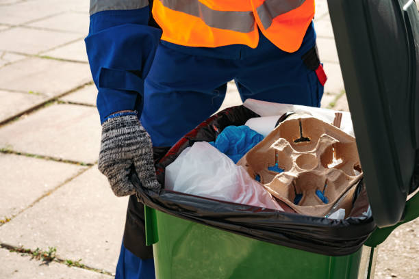 Best Construction Debris Removal  in Peru, IL